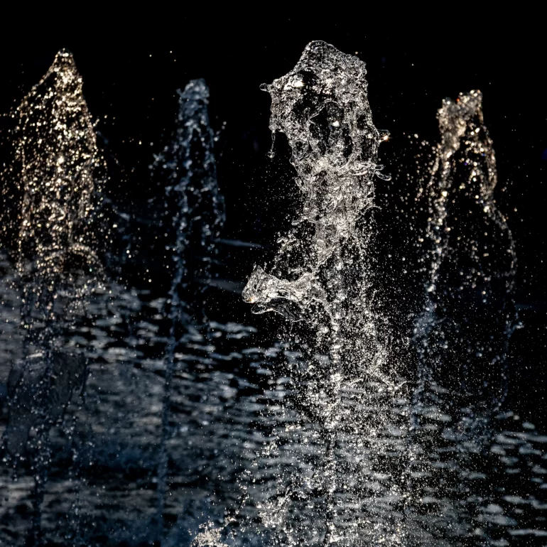 photographie de sabine marbach, artiste sensible, une fontaine